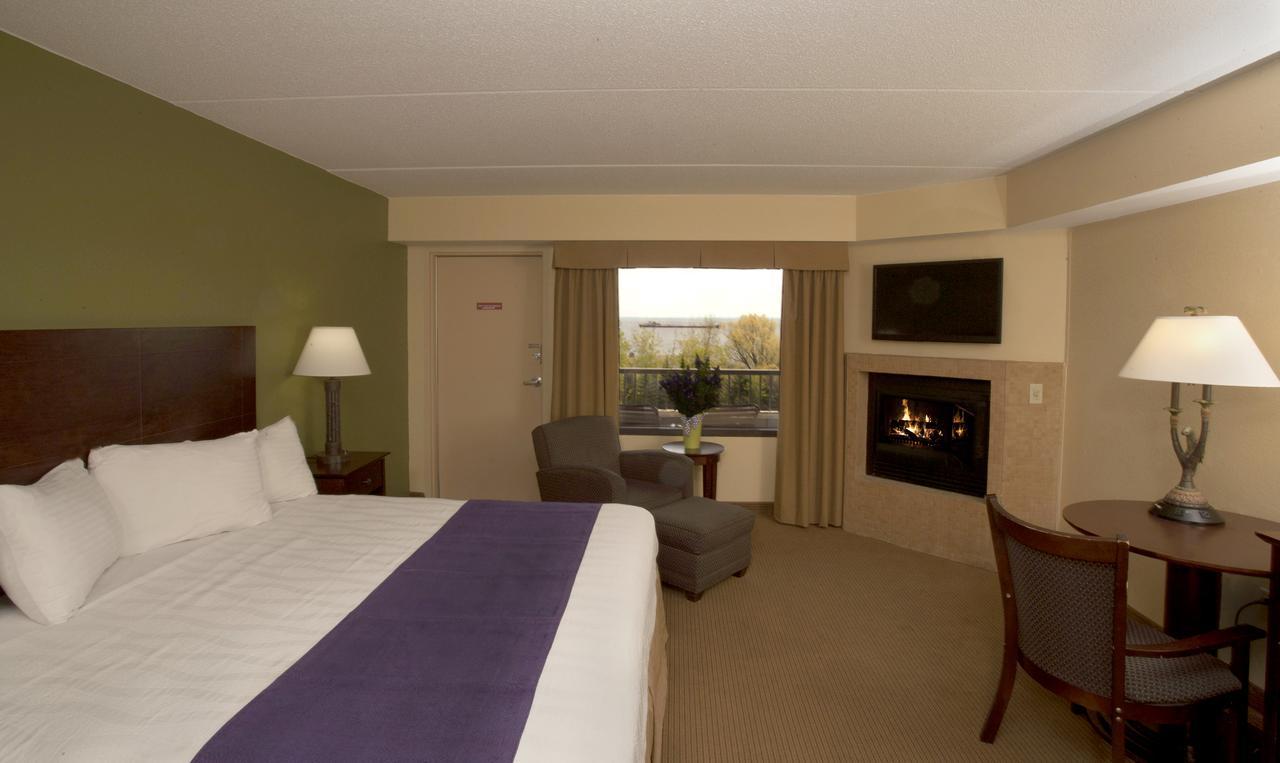 Hotel Edgewater Waterpark Duluth Exterior foto
